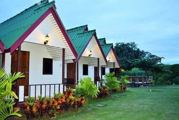 Otel Kiangtan Houses