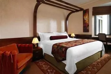 Grand Hills Hotel & Spa