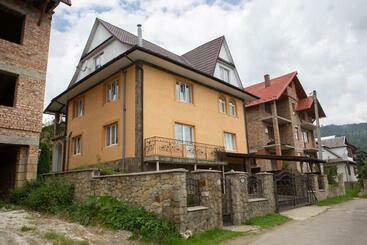 بنسيون Alma Guest House