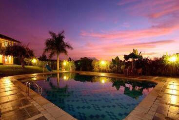 Hotel The Jayakarta Cisarua Mountain Resort