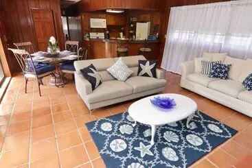کلبه La Finca Miami By Sofla Vacations
