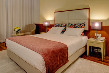 Hotelli Vip Executive Arts