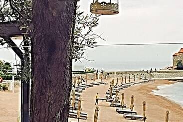 پانسیون Monte Perla Residence