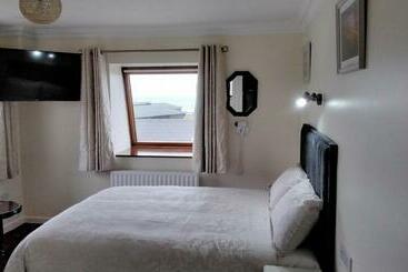 민박 Lahiff's Bay View Guest House