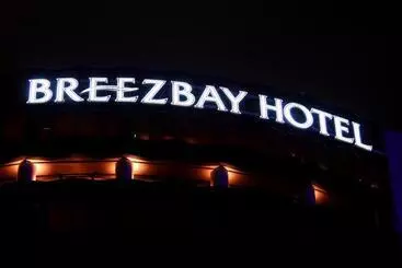 Breezbay Hotel Resort And Spa