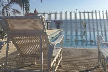 Hotell Cml Beach Resort & Water Park