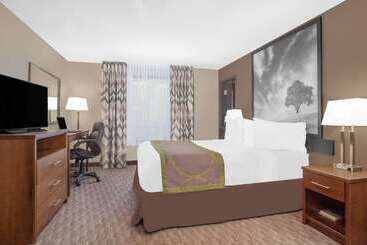 Motel Super 8 By Wyndham Athabasca Ab