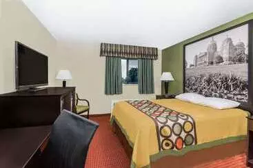 汽车旅馆  Super 8 By Wyndham Grinnell Ia