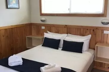 Kır Evi Dolphins Point Tourist Park