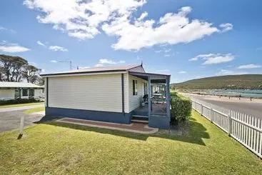 Hotel Acclaim Rose Gardens Beachside Holiday Park