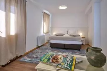 Pansiyon Casa Piedra
