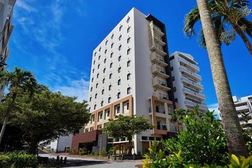 هتل Ys Inn Naha Orokuekimae