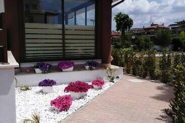 פנסיון Villa Ivana