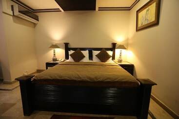 Hotel City Centre Suites