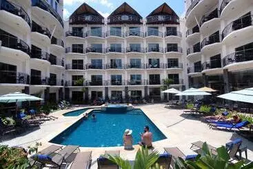 هتل آپارتمان Pacific Suites Boutique Hotel And Bistro