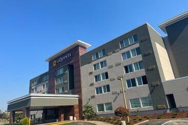 酒店 La Quinta Inn By Wyndham Lynnwood