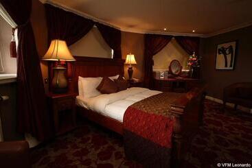 هتل The Sir Thomas