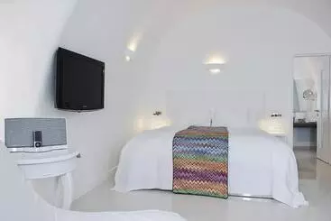 Katikies Chromata Santorini   The Leading Hotels Of The World