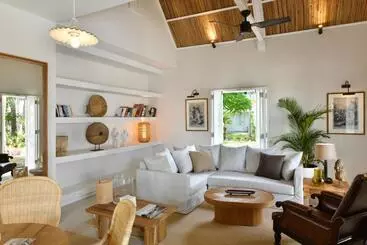 Veranda Grand Baie Hotel & Spa