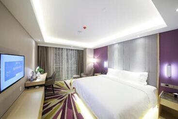 Lavande Hotel Beijing Olympic Village Bird Nest