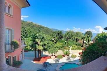 هتل Villa Delle Palme