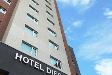 هتل Diego De Almagro Temuco Express