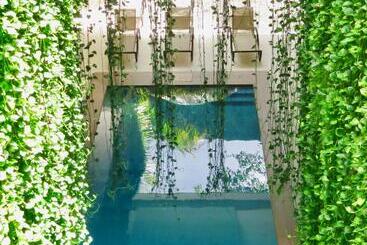 هتل آپارتمان Palmarena By Nah Hotels