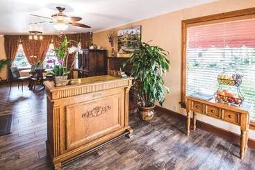 Hotel Harbor House Inn