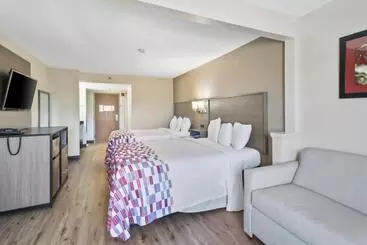 ホテル Red Roof Inn & Suites Fayetteville  Fort Bragg