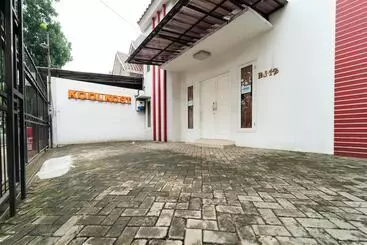 Pensão Koolkost Syariah Near Teraskota Bsd