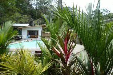 Huoneistohotelli Alloro Jungle Villas
