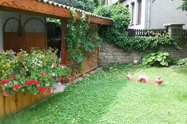 پانسیون Borova House