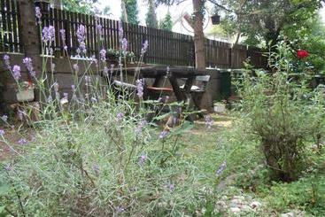 פנסיון Apartmani Sobe Biljana