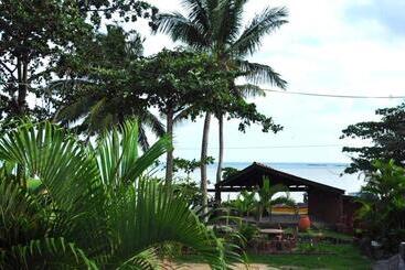 פנסיון Viraj S Garden