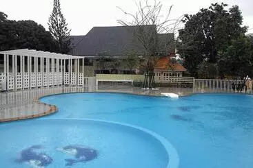 Hotelli Bangsaphan Resort