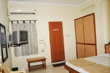 Hotel Agarala Residency
