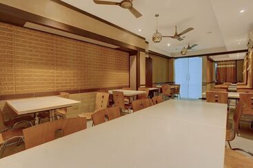 Motel Gajraj Continental By Oyo Rooms