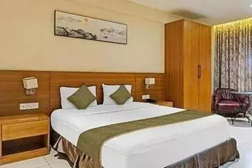 Fabhotel Ajinkya Residency