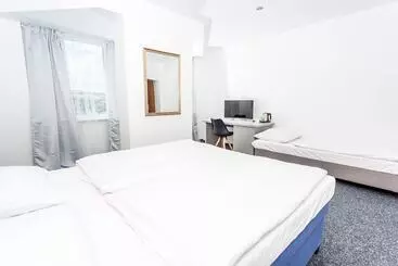 Tif Hotel & Restaurant