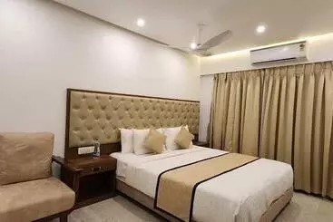 Hotel Krishna Beach Resort And Spa