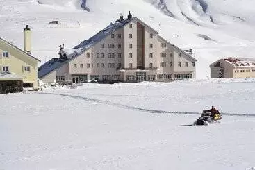 Otel Grand Eras