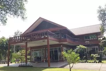 Hotelli Phuaob Namsai Country Resort