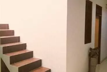 ペンション Adikarta Guesthouse Janti