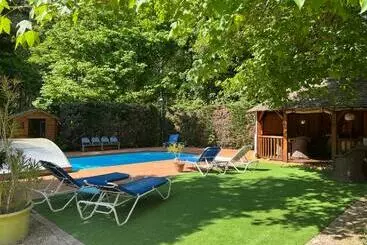 Aamiaismajoitus (B&B) Domaine De Pipangaille