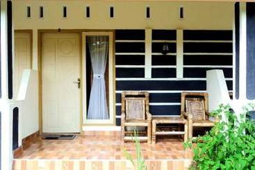 مبيت وإفطار Rinjani Inn