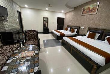 ホテル Dev Palace By Wb Inn