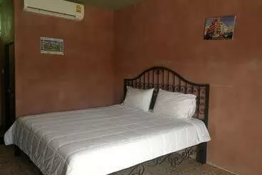 Hotel River & Flowers Resort