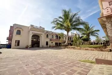 Menal Jungle Safari Resort