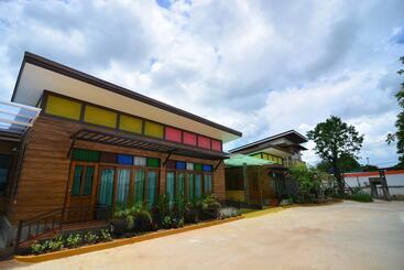 Hotel Reuan Napasorn