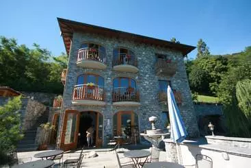 Bed and Breakfast Villa Très Jolie